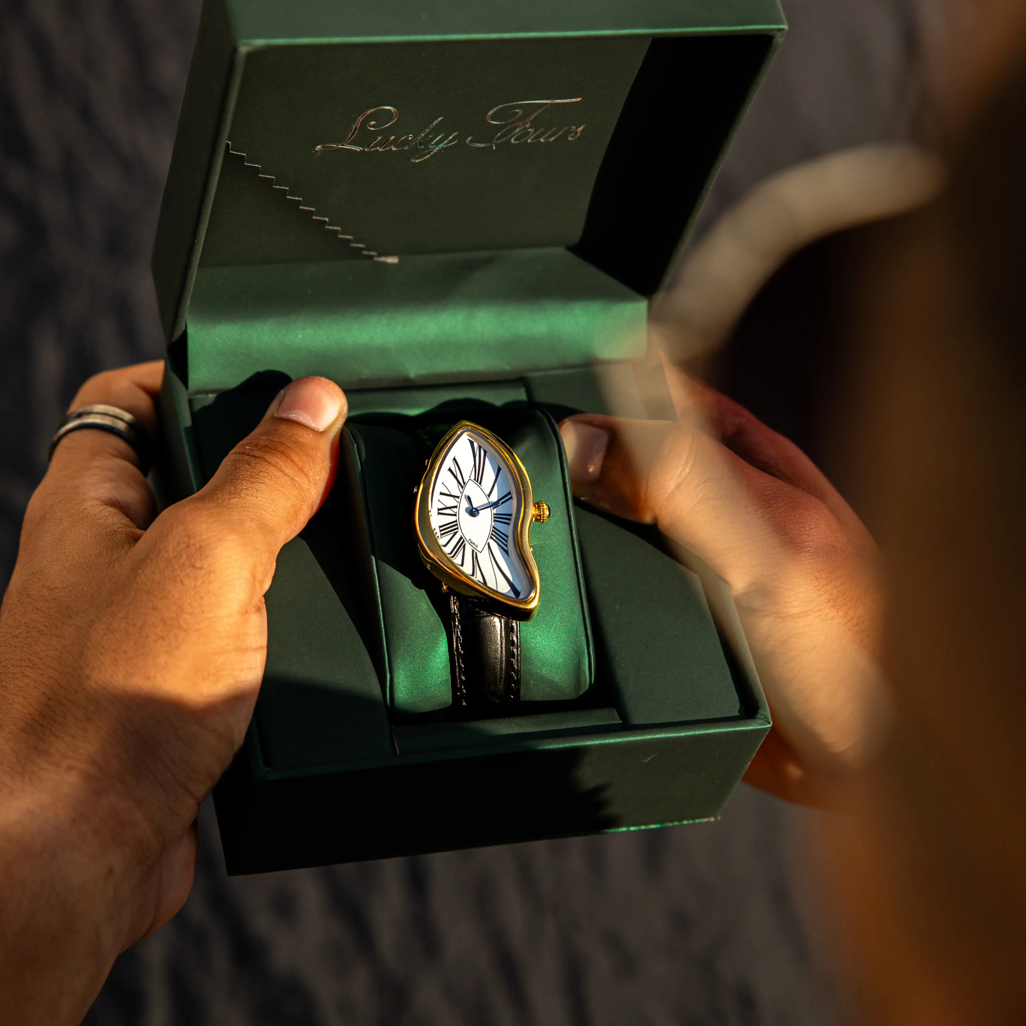 Crownlex® Etiènne — Women's Fashion Watch Noble Edition