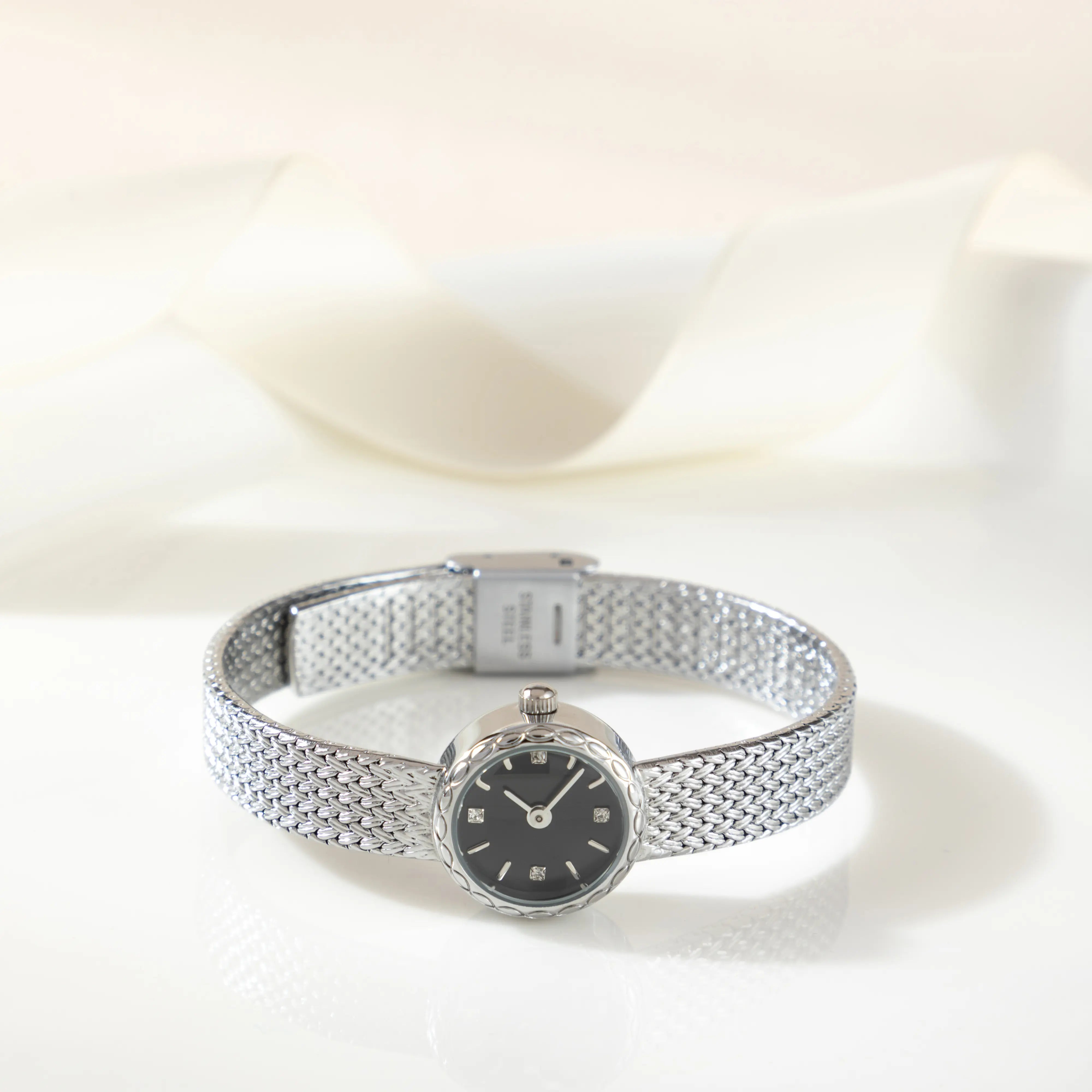 Crownlex® Tyla — Women's Fashion Watch Crown Edition